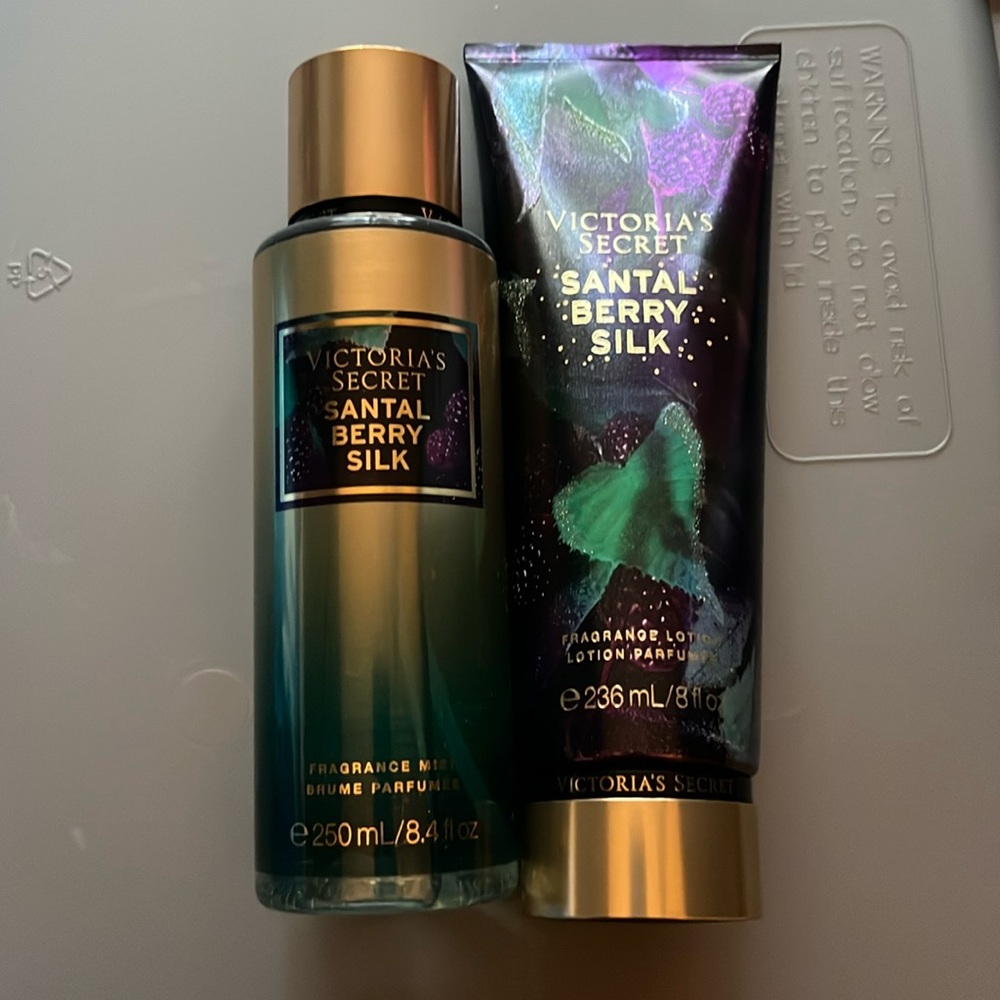 Victoria’s Secret Santal berry silk lotion and mist set